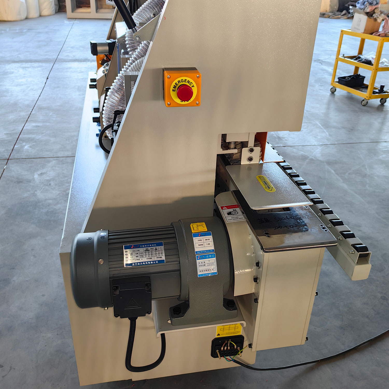 6 functions small edge banding machine Automatic woodworking machinery equipment edge banding machine for panel furniture cabinets