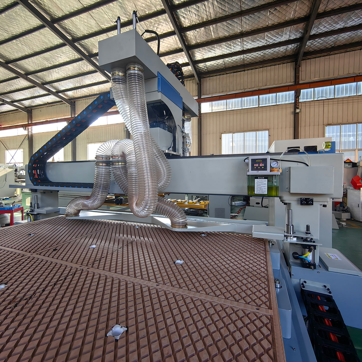 Best Price Large Size 1325 1530 2030 2040 CNC Router Wood Engraving Machine The machine can automatically feed,cut wooden boards, punch vertically,with uninterrupted processing and maximum efficiency.